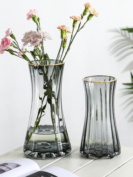 Hera glass vase rimmed ash medium