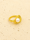 Freshwater pearl ring
