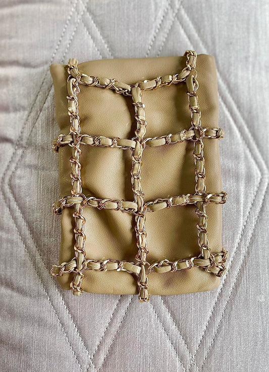 Crossbody bag with gold chain patchwork - beige