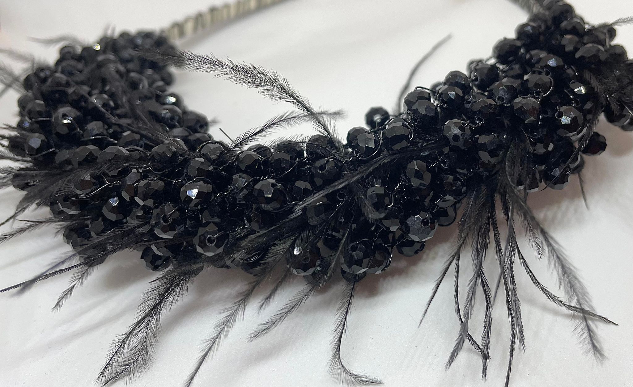 Artisan hair accessory: Headband detailed with feathers and beads - black swan