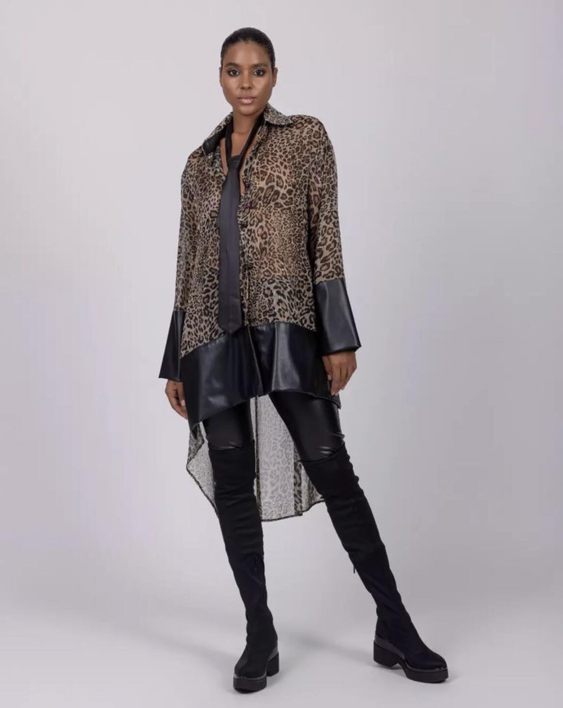 Leopard print maxi shirt with sequins and pleather