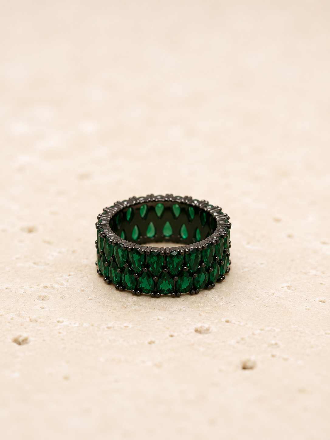Green stone ring