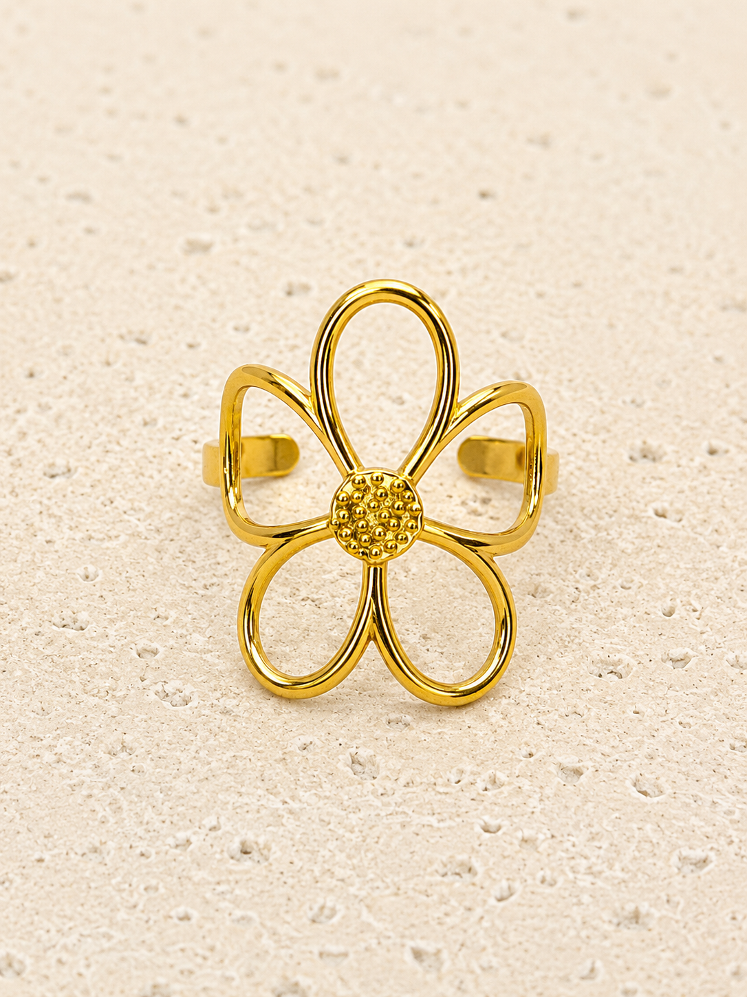 Gold flower ring