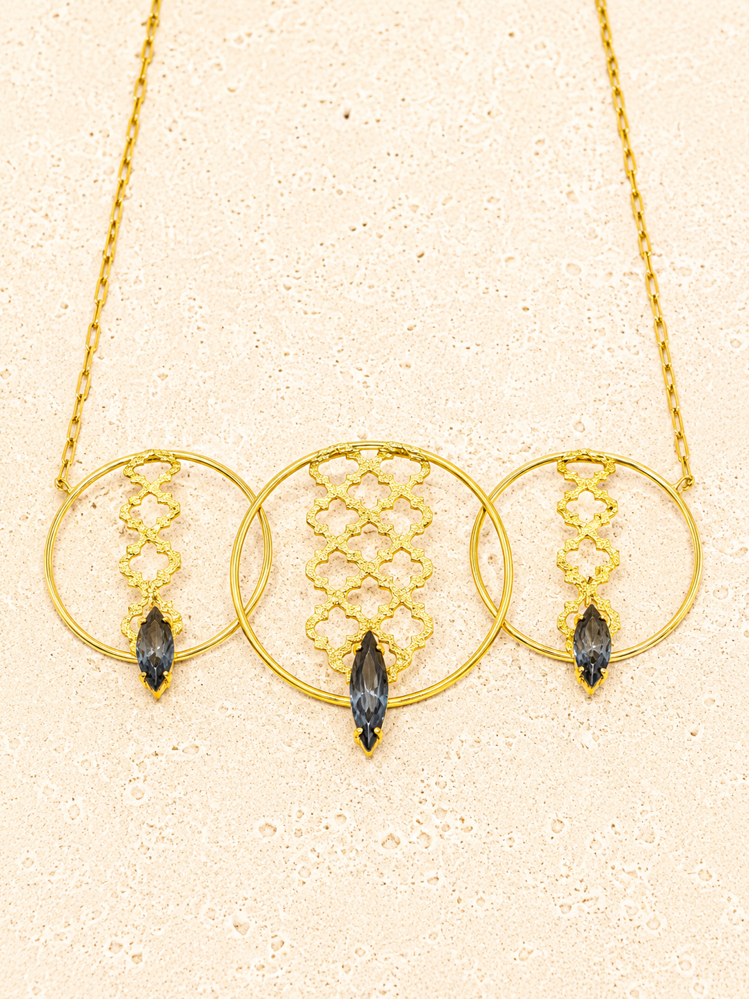 August stone necklace
