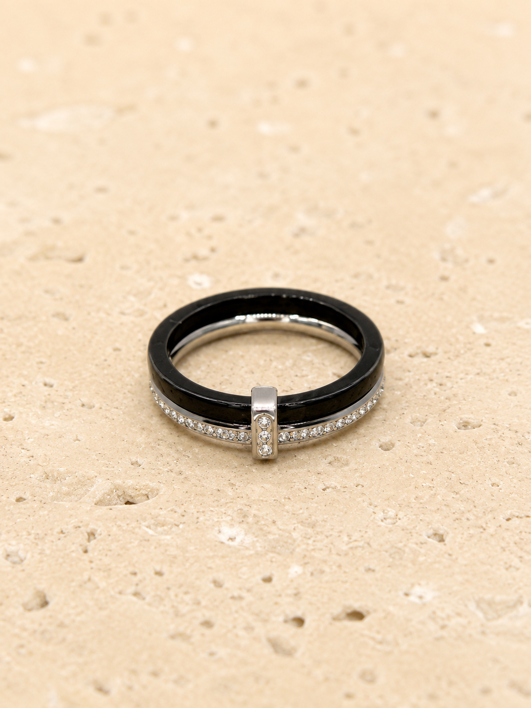 Two tone ring