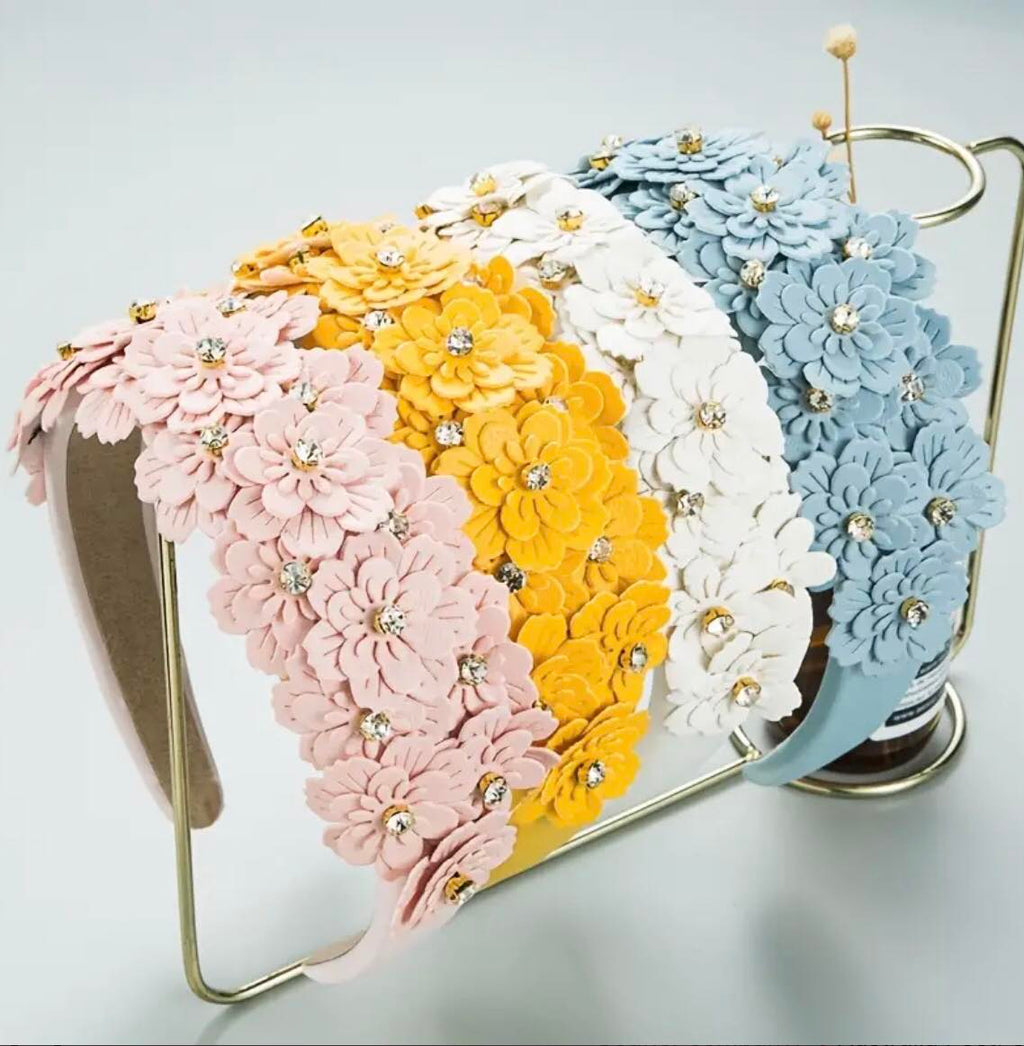 Resort wear floral headband
