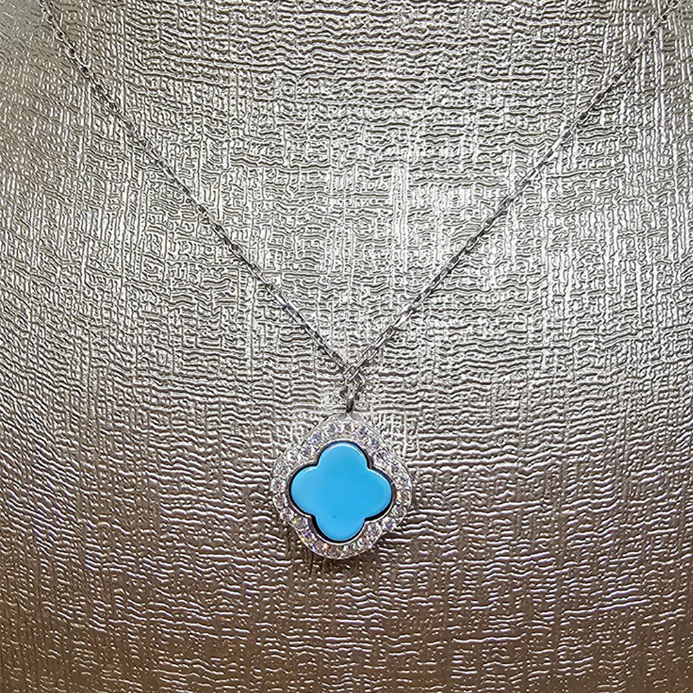 Turquoise clover necklace