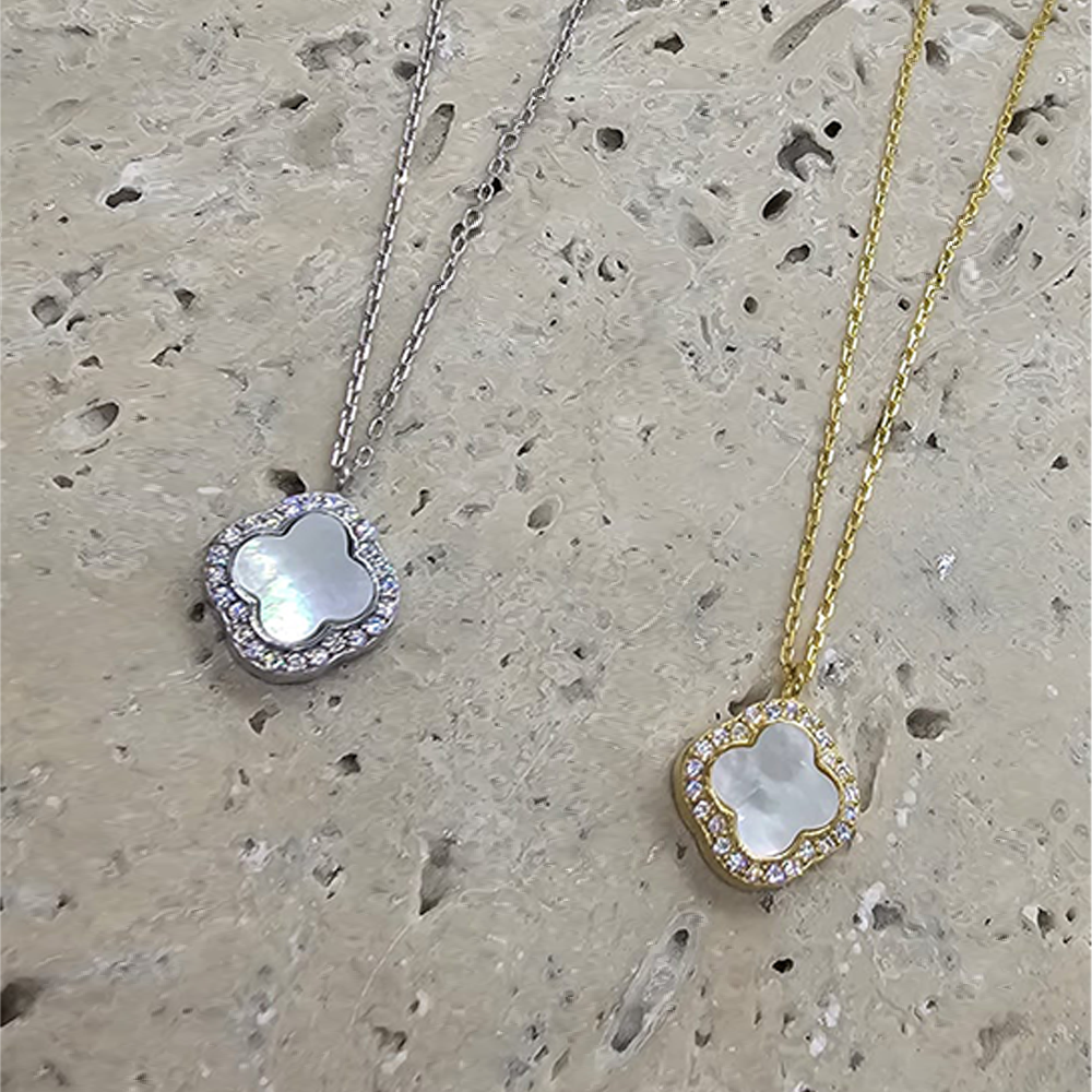 Mother of Pearl Clover Necklace