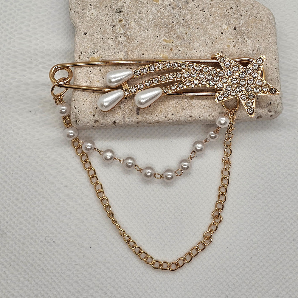 The Radiance Star Brooch